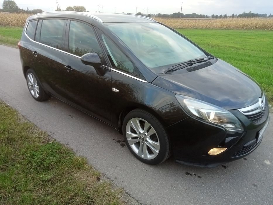 Opel Zafira C 1.4TURBO ENJOY 2 komplety kół