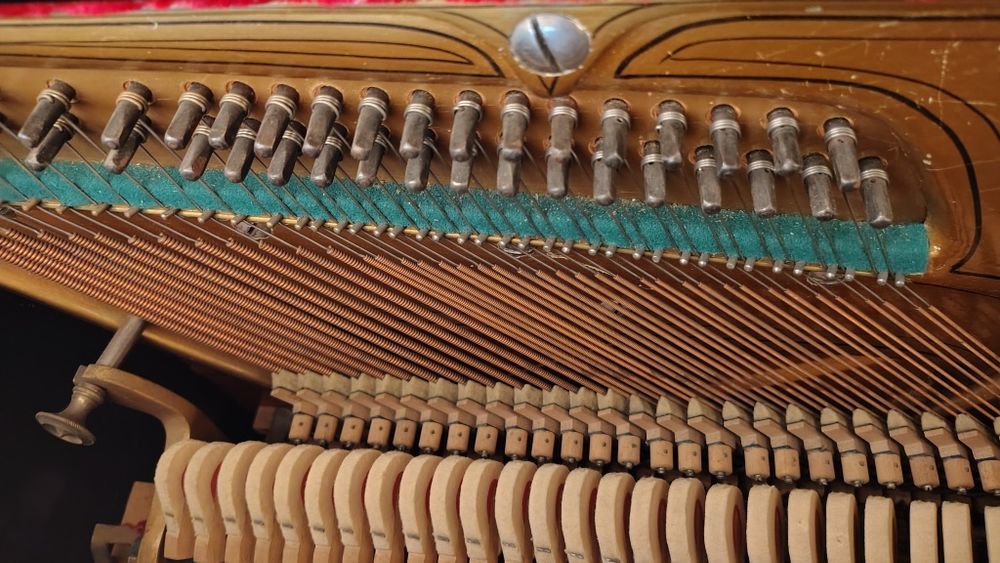 Pianino G Baerensprung Berlin