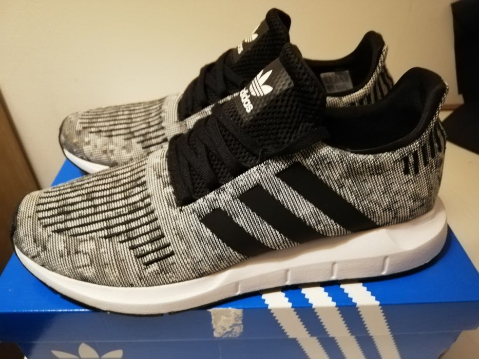 Adidas originals swift run 44/45