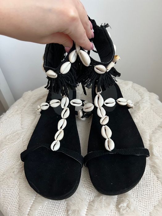 Sandały muszelki Roz.38