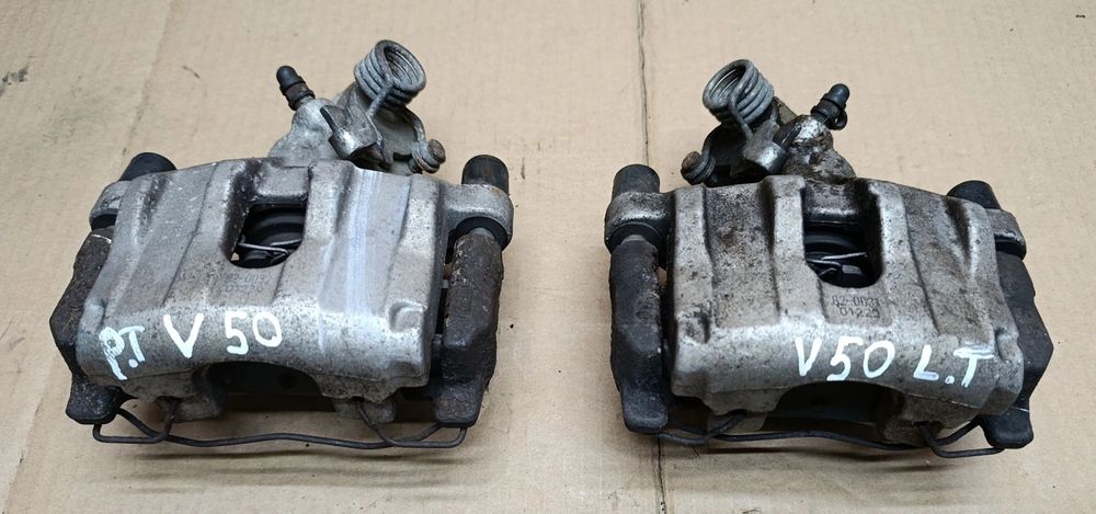 Volvo V50 zacisk hamulcowy tylny tył 2,0D stan bdb S40 II C30