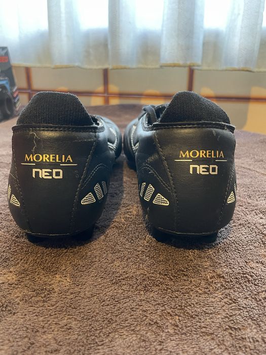 Chuteiras Mizuno Morelia Neo Pretas Nº44