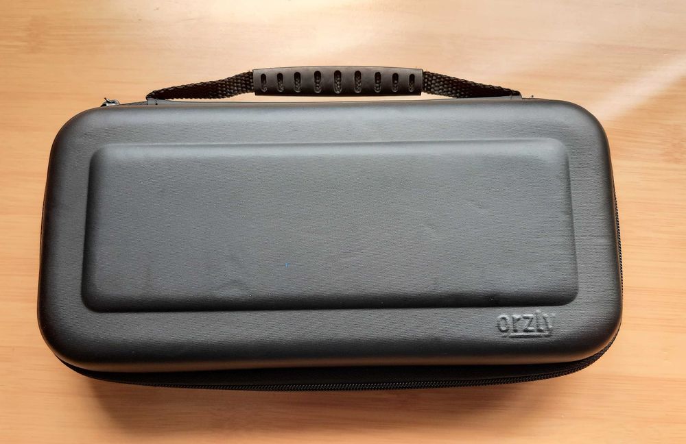 Estojo Orzly Switch