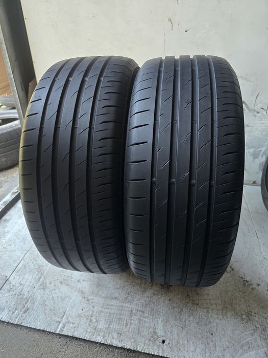 Sprzedam 2 opony 215/50 17" Toyo letnie 90% 2022r