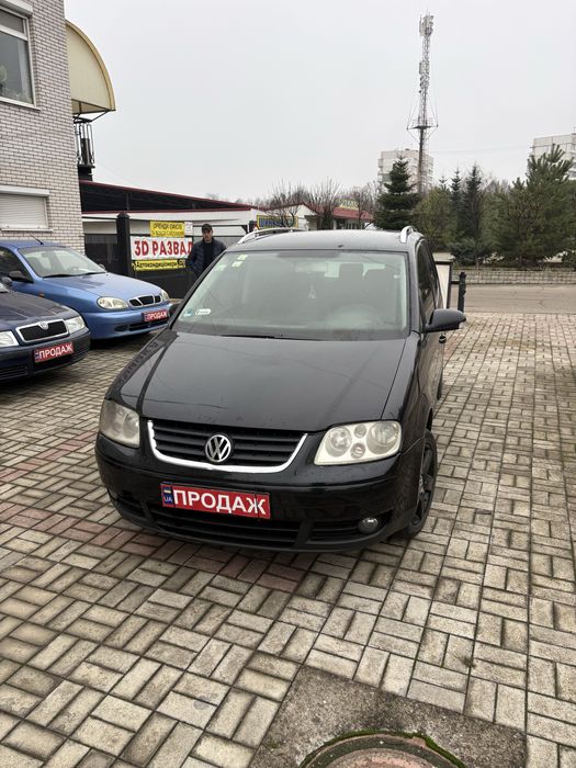 Продам фольц 7місць в доброму стані