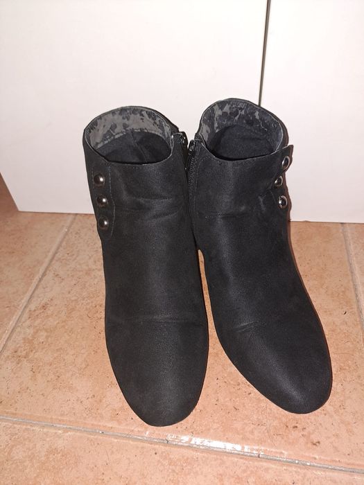 Botas pretas como novas 40