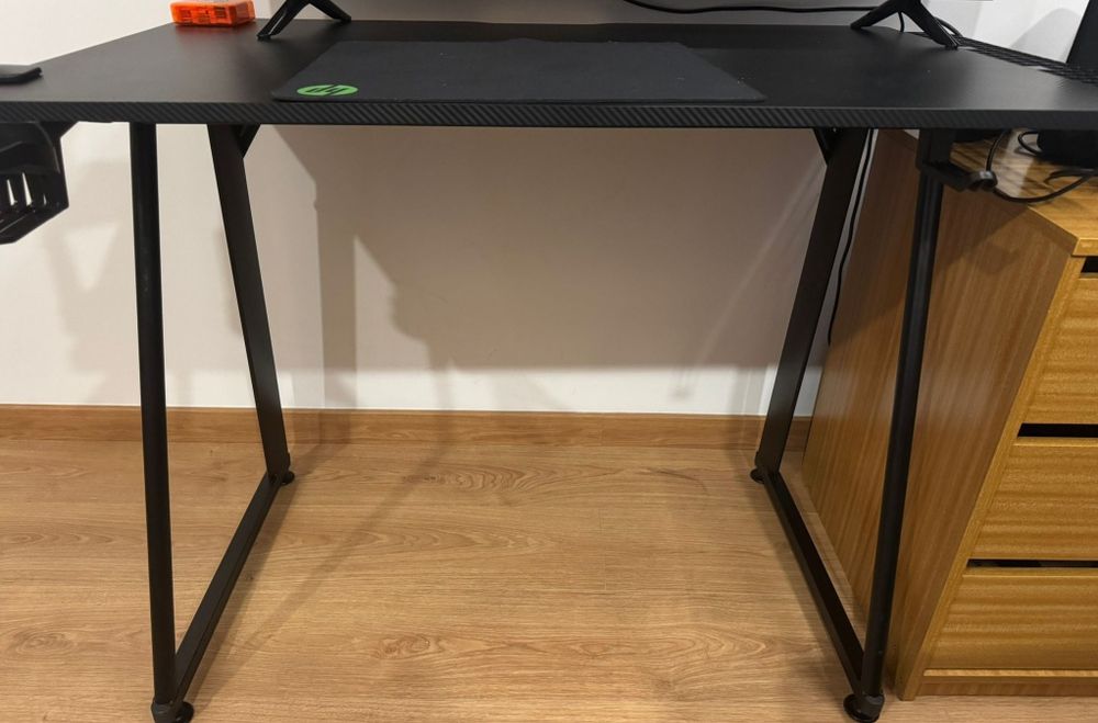 Mesa gaming Alfa gamer Auri preta