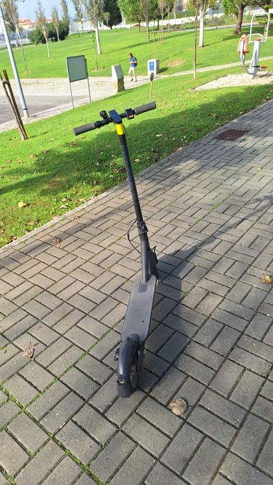 Trotinete Xiaomi Electric Scooter Essential Preta
