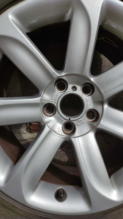 audi a6c6  alufelgi 18" z oponami
