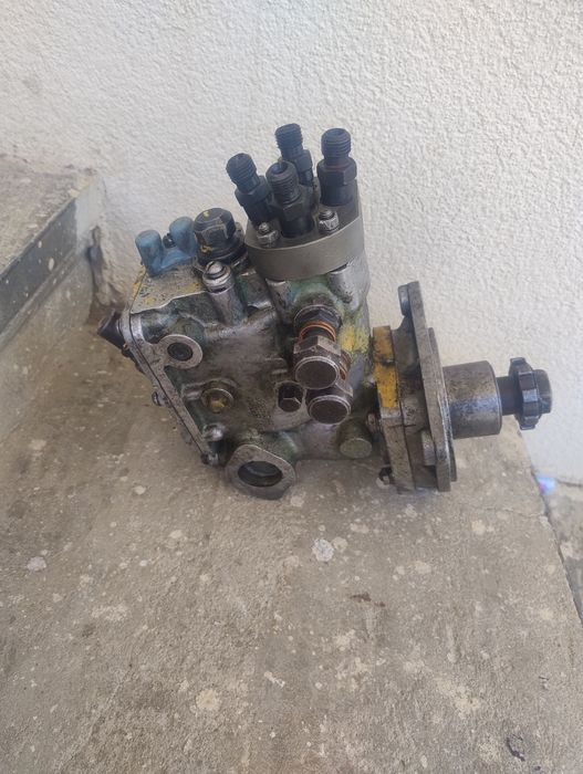 Палевний,топлевний насос трактора Т-40