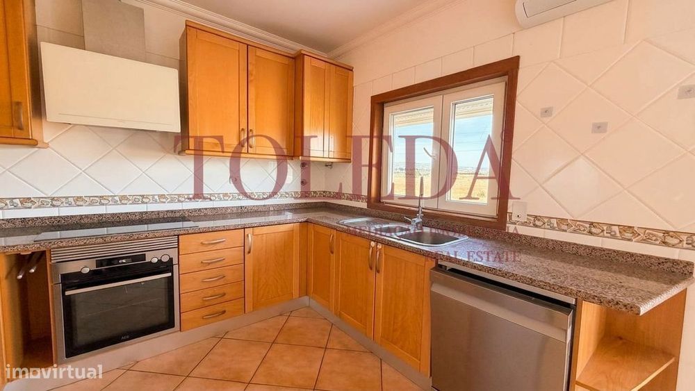 Moradia T3+1 com Terraço e Garagem