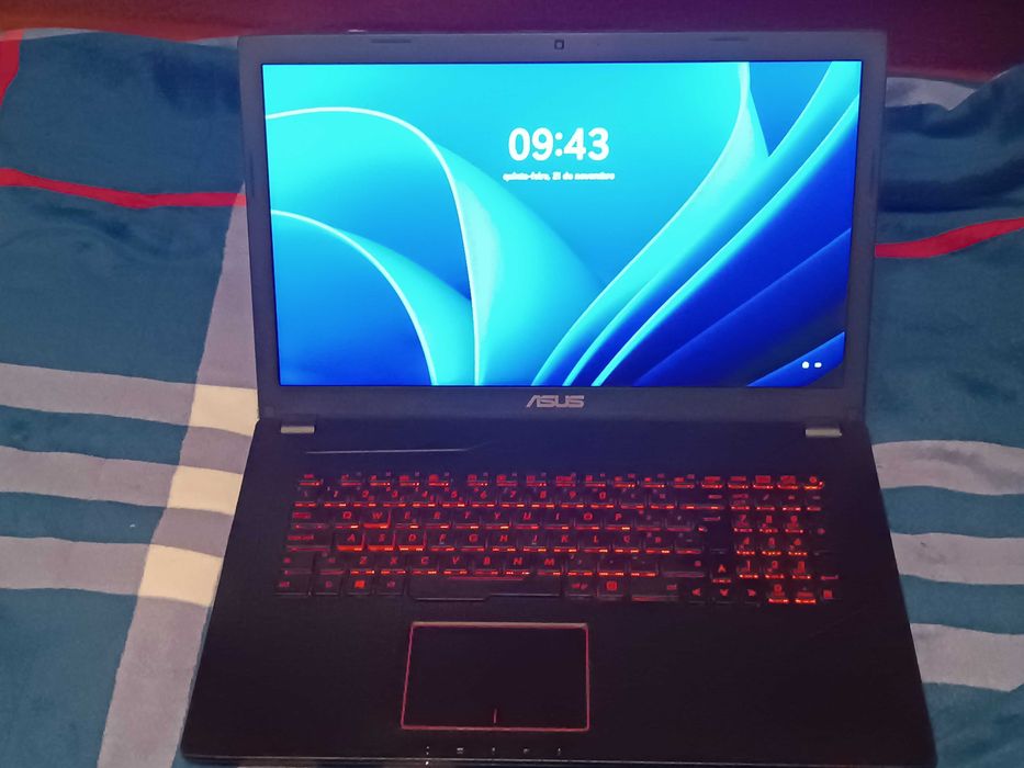 Vendo Portátil Asus 17,3" Gaming FX753VE i7