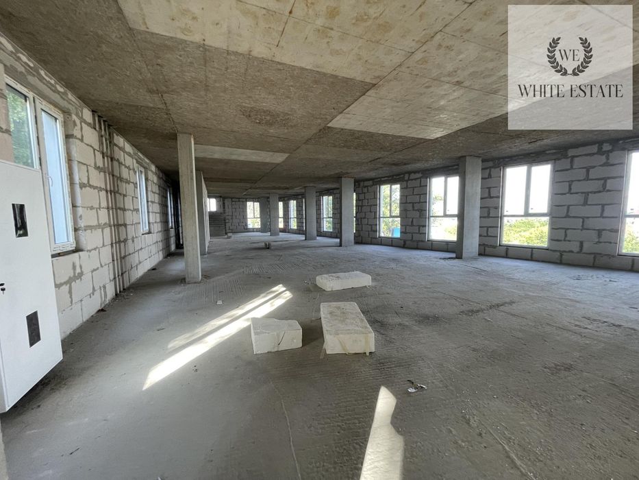 Продаж комерційного приміщення район Бам