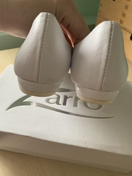 Buty komunijne białe balerinki rozm.34 Zarro