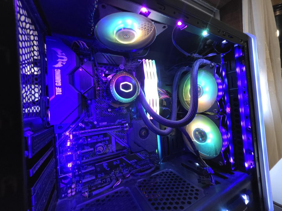 PC gaming ryzen 5 3400g, 16gb ram DDR4 3200, 1TB ssd nvme