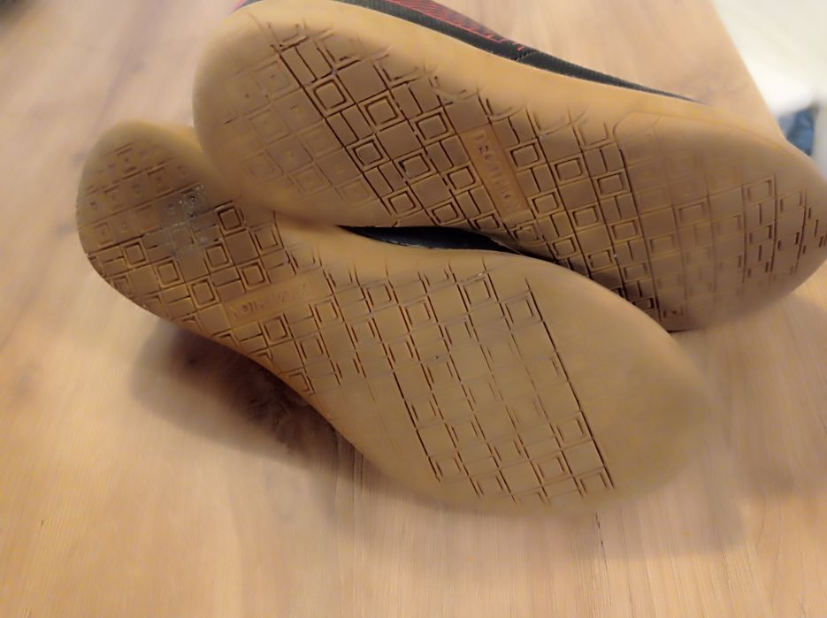 Buty Decathlon halówki