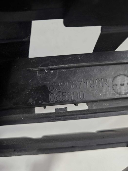 Grelha Renault Clio V (19/+)