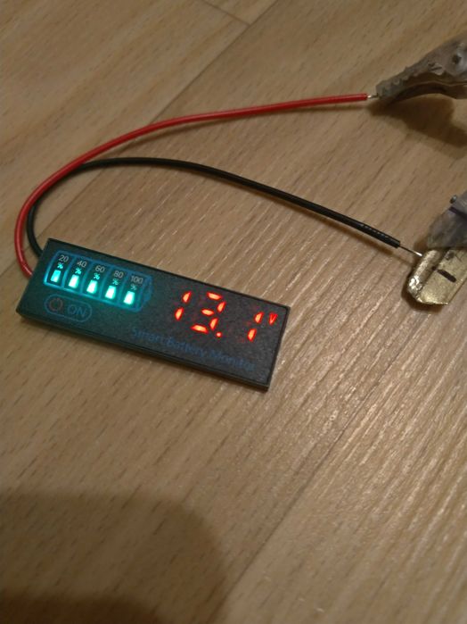 Дисплей Напруги та Заряду на Акумуляторі Li-Ion lifepo4 Свинцеві 7-55V