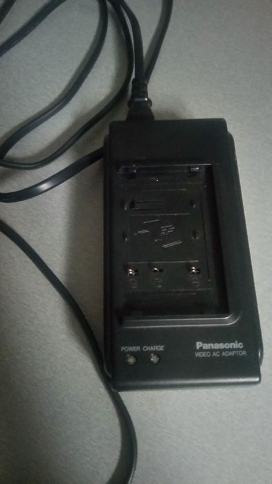 Видеокамера VHS-C Panasonic NV-RX1