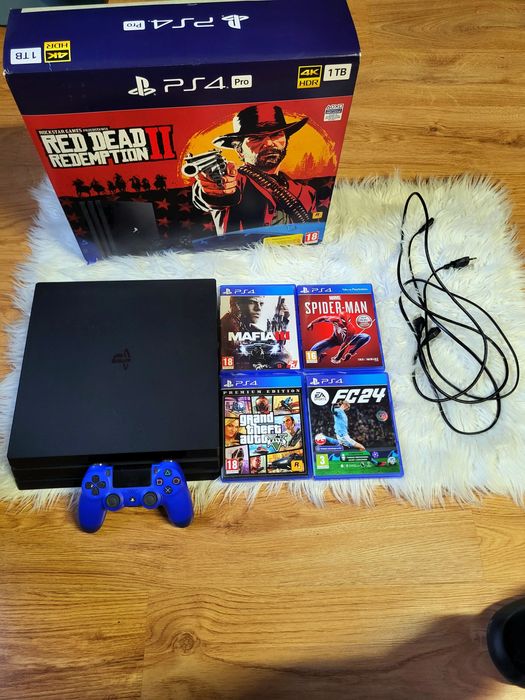 Konsola Ps4 Pro 1Tb dysk model CUH-7216b