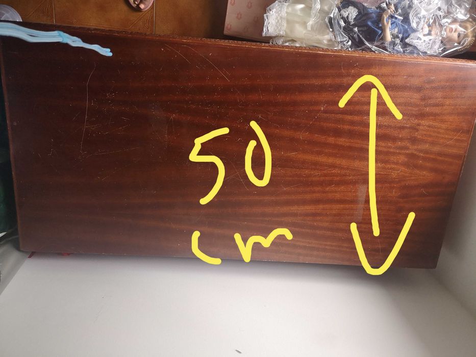 Arca de enxoval trabalhada