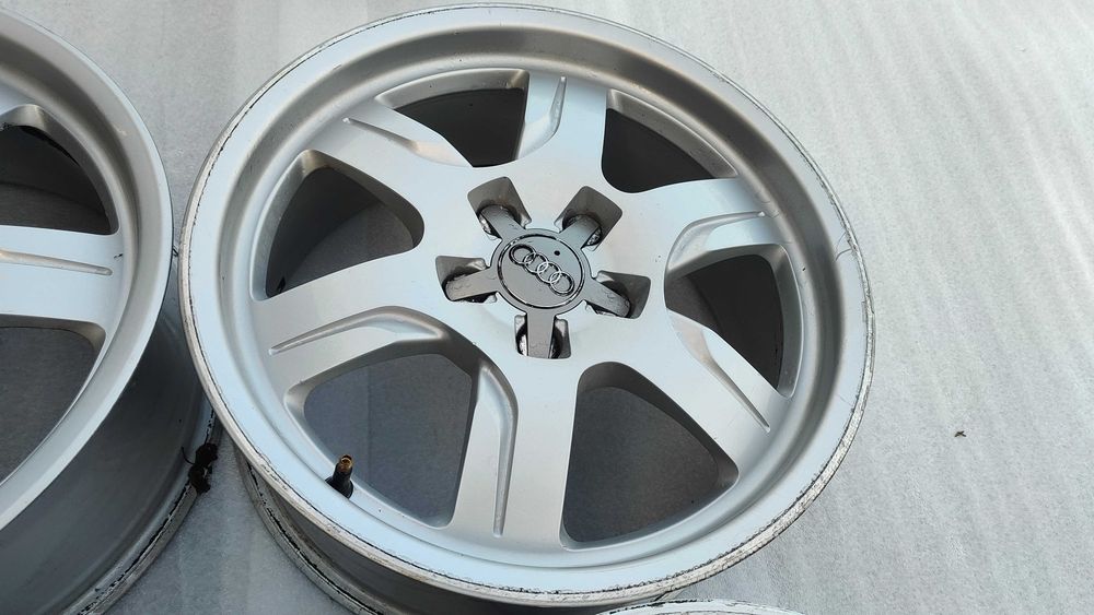 Felgi Aluminiowe Audi A5   A4 B8  16 5x112 7,5j ET28 MB
