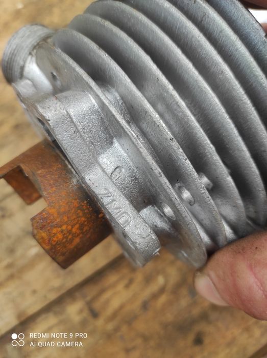 Oryginał cylinder głowica Romet Komar sztywniak G12 nominał 8.88
