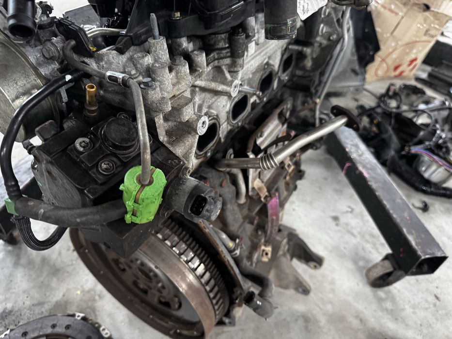 Двигун 1.6dci R9M Qashqai j10 j11 vivaro trafic мотор