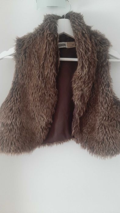 Colete curto de pelo