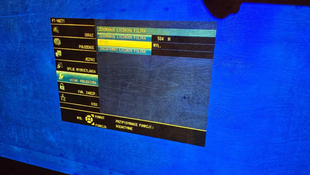 Projektor Panasonic PT-VMZ71B czarny 7000 ANSI LASER