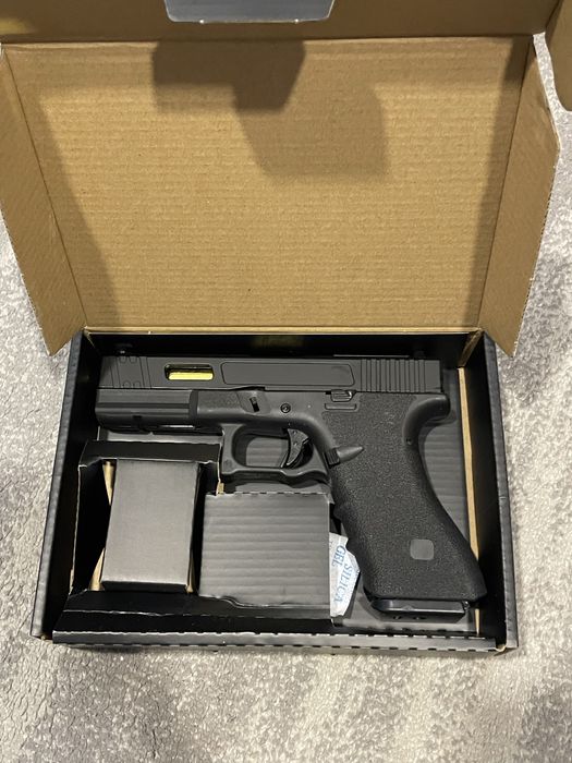 PISTOLA GLOCK 17 GREEN GAS BLOWBACK AIRSOFT