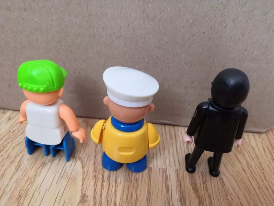 Фігурки - іграшки