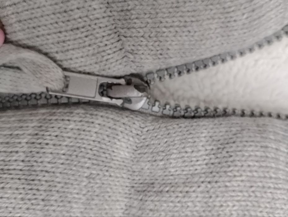 Для малечі тепла кофта