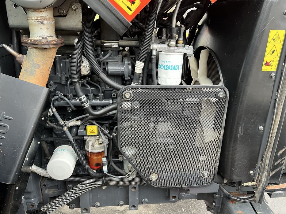 Kubota M105  GX-III