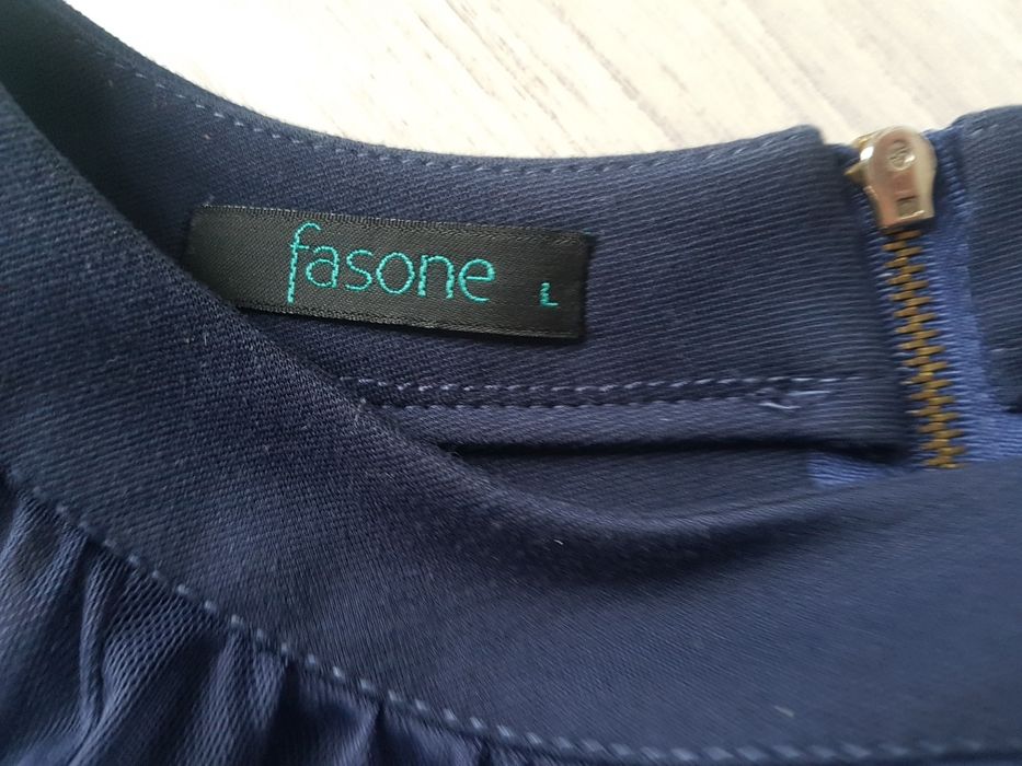 Sukienka  elegancka granatowa L