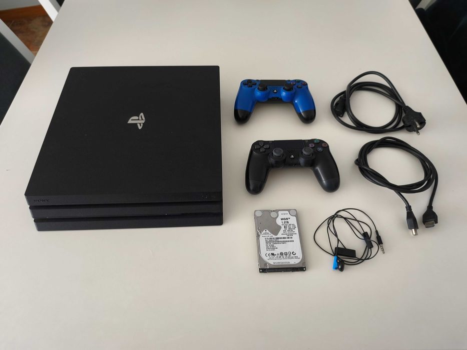 PlayStation 4 Pro 1TB SSD – Impecável