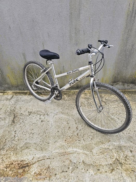 Bicicleta marca zurk em alumínio