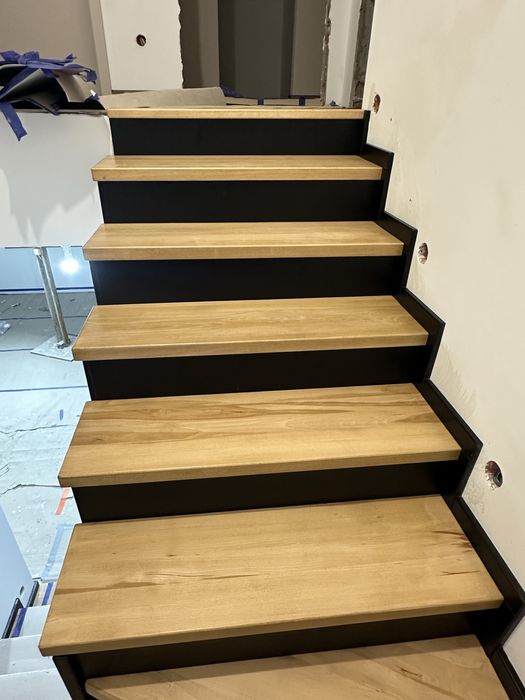 Schody stopnie na beton dąb jesion