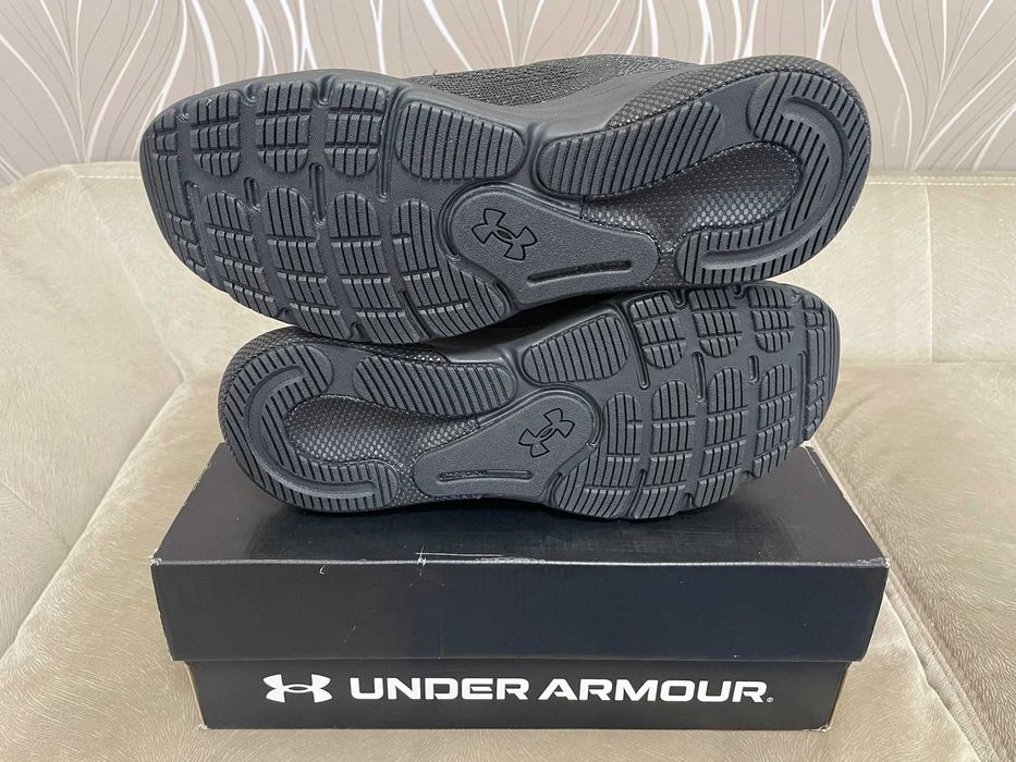 Under Armour Turbulence кросівки ОРИГІНАЛ розмір 46EUR на стопу 30 см