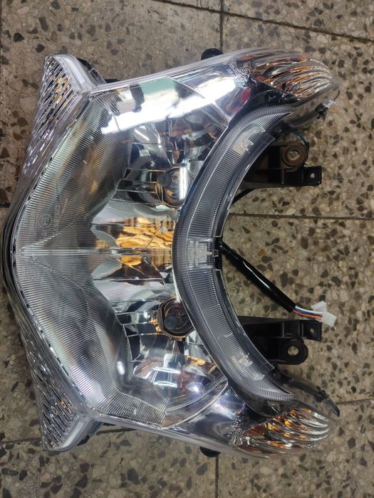 Farol Honda PCX de 2010 a 2013