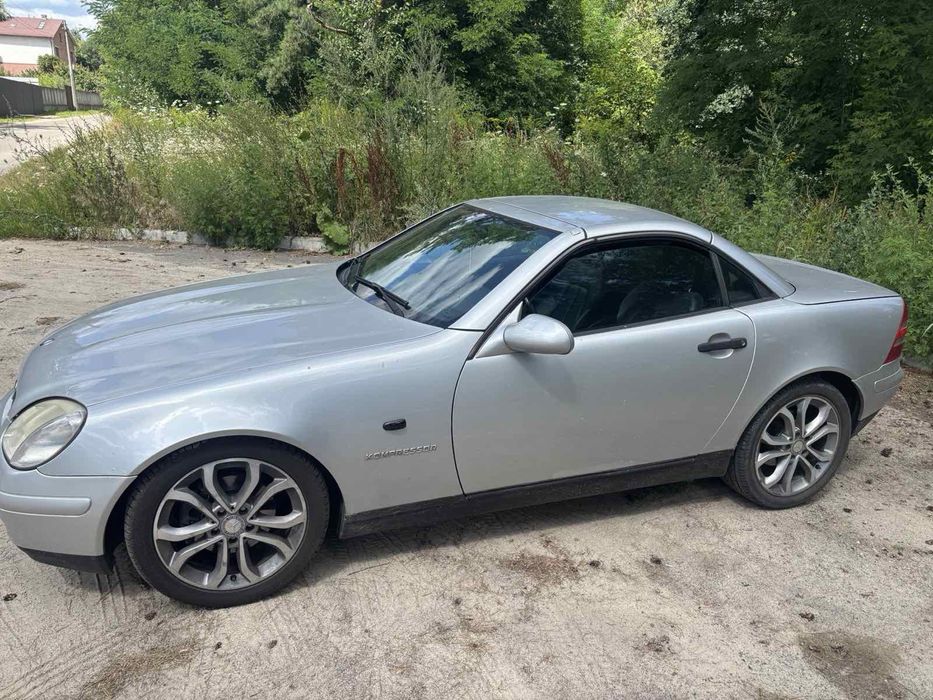 Mercedes-Benz slk230