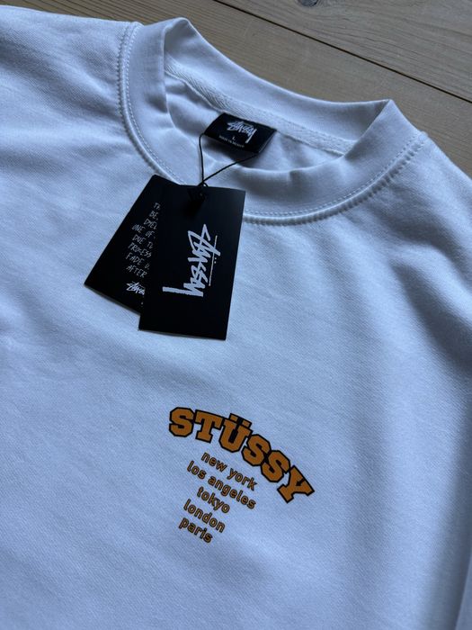 Кофта від бренду Stüssy