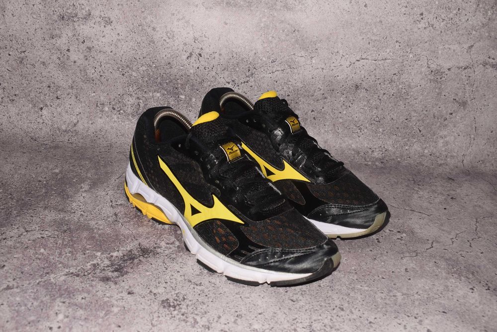 Mizuno Wave Connect (Чоловічі Кросівки Мізуно 2 3 equate )