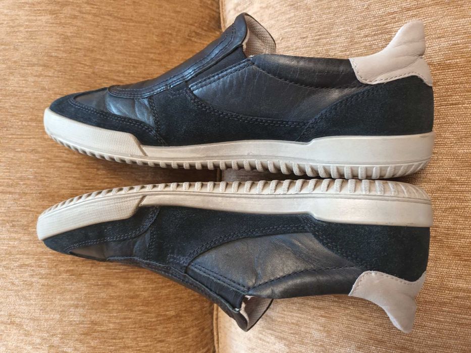 Кроссовки Ecco кожа  Индонезия