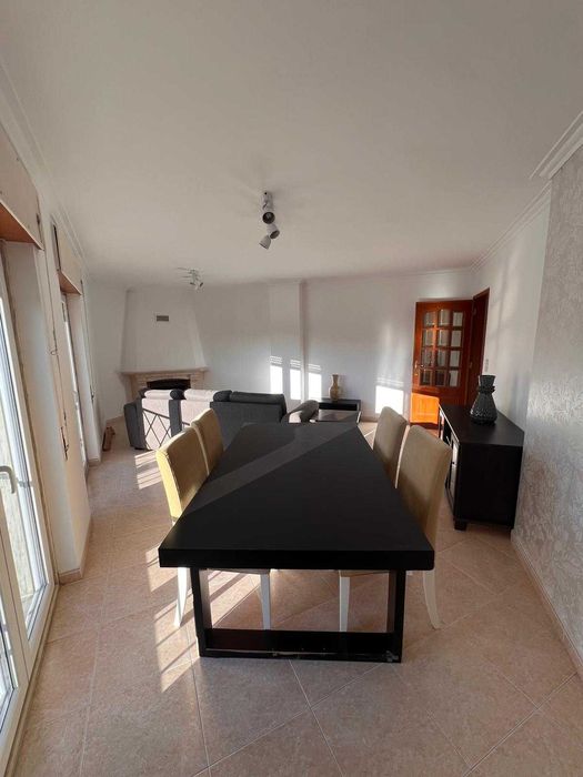 Apartamento T2 - Belas