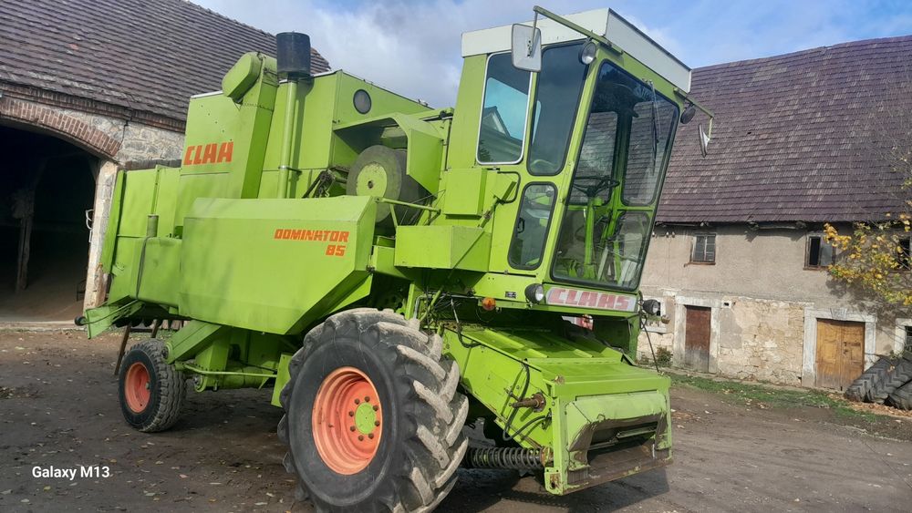 Claas Dominator 85