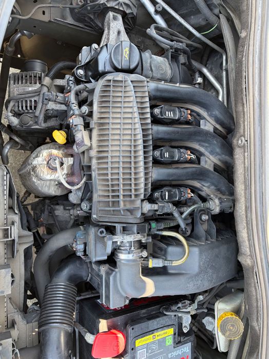 Peugeot 208 de 2011 para peças