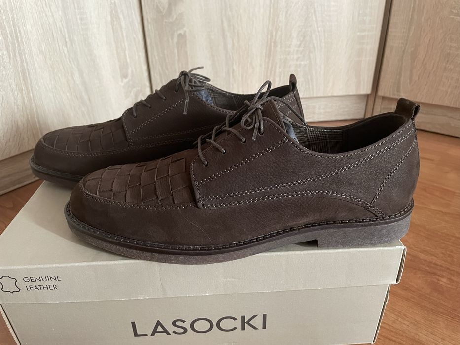 Nowe Buty półbuty męskie skórzane r.41 f. Lasocki