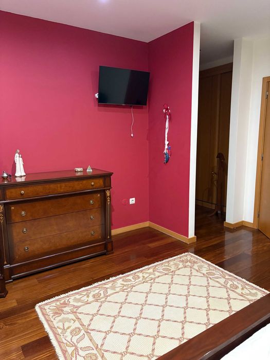 Moradia na Maia, com amplos espaços e em excelentes condições