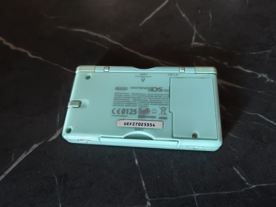 Nintendo DS Lite
